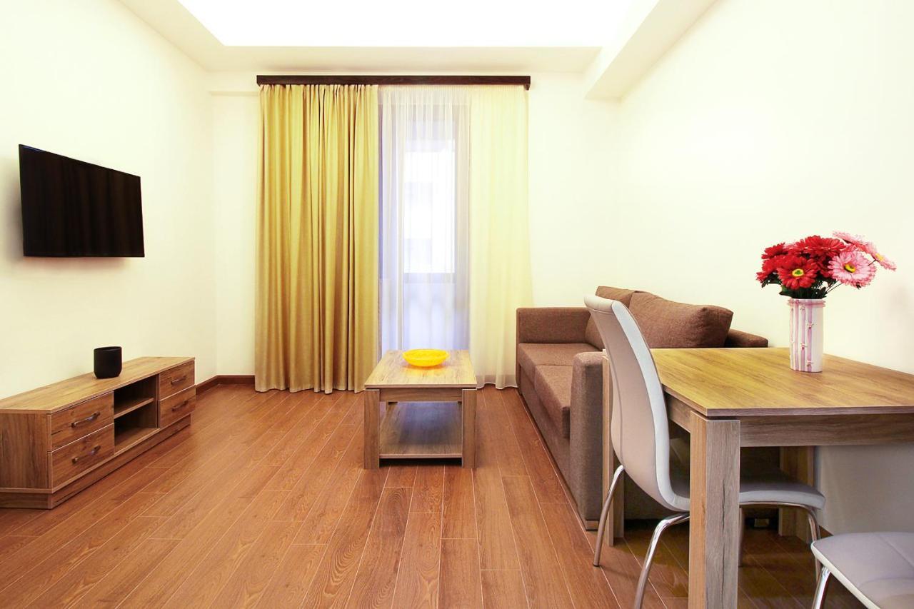 Apartments In Crystal Residence Yerevan Exterior photo